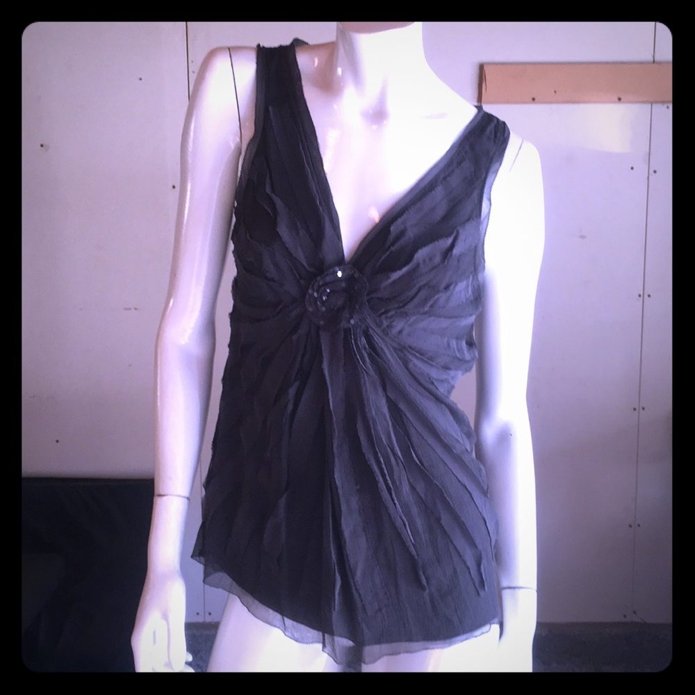 DKNY going out top. flattering, sexy & feminine